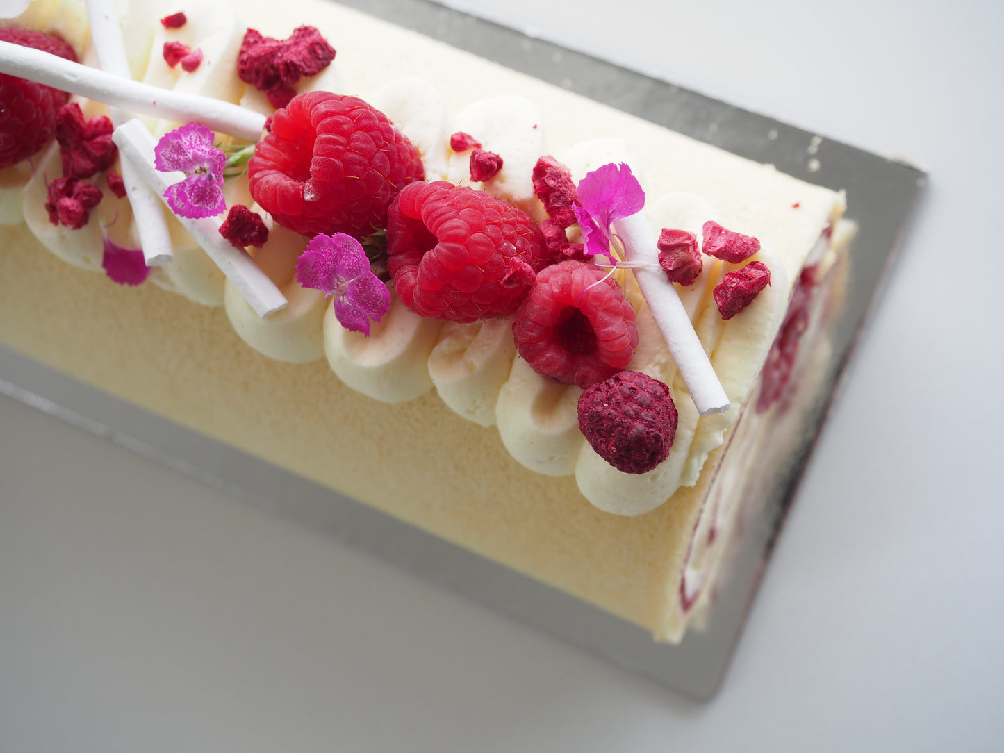 Raspberry Roulade