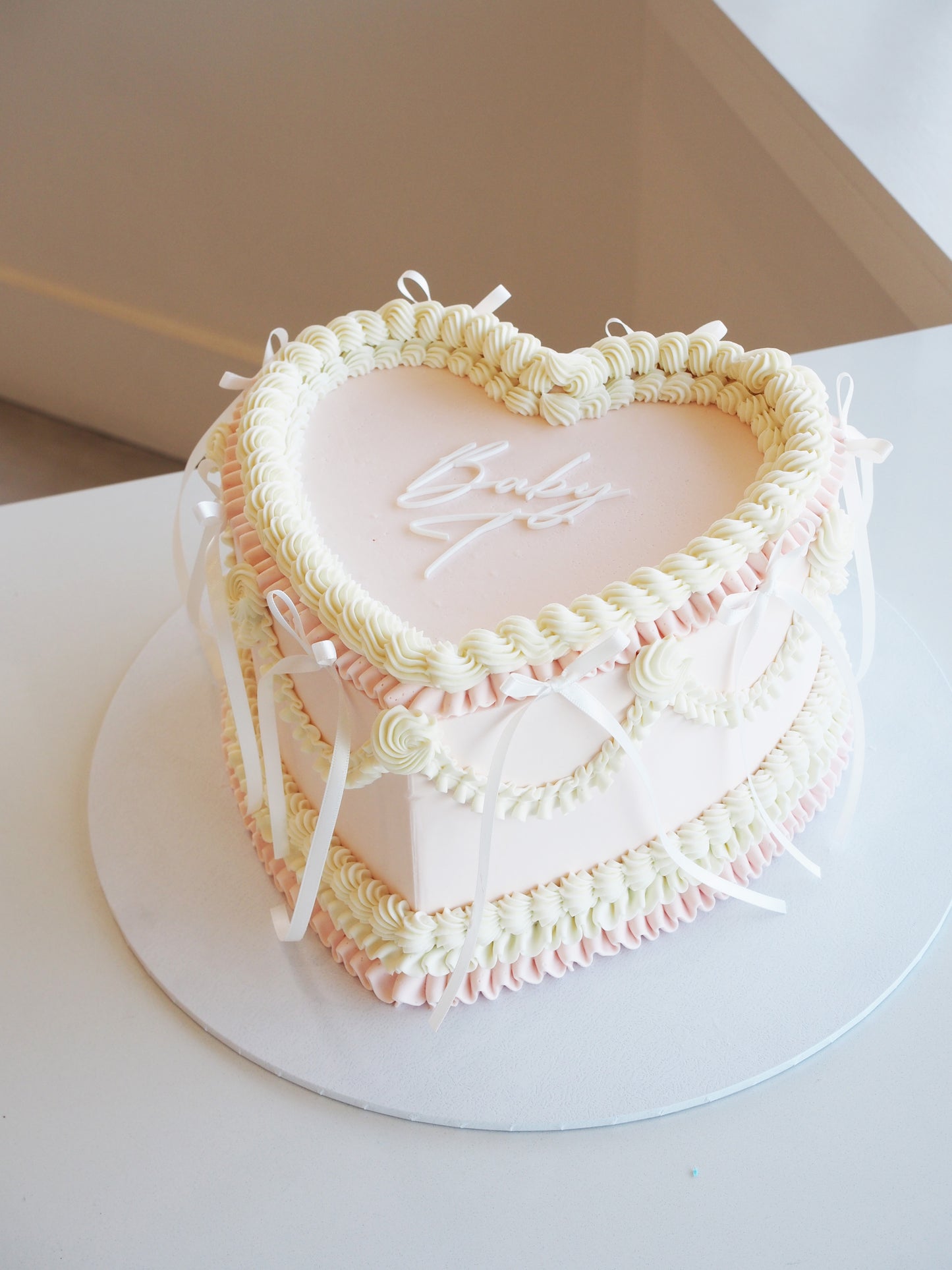 Retro Frill Heart Cake