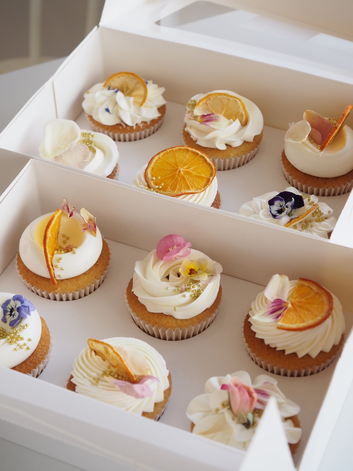 Floral Orange Cupcake Pack