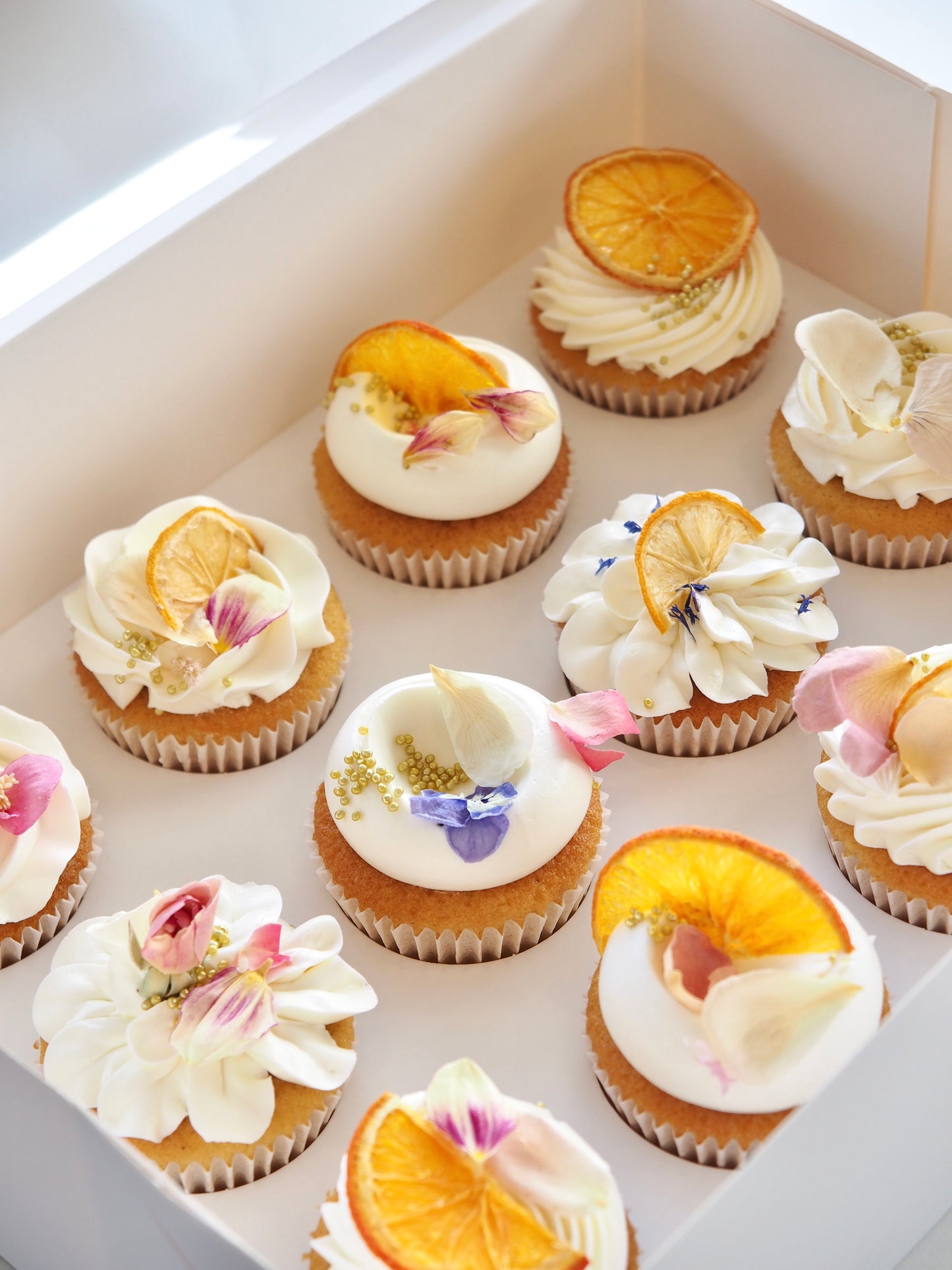 Floral Orange Cupcake Pack