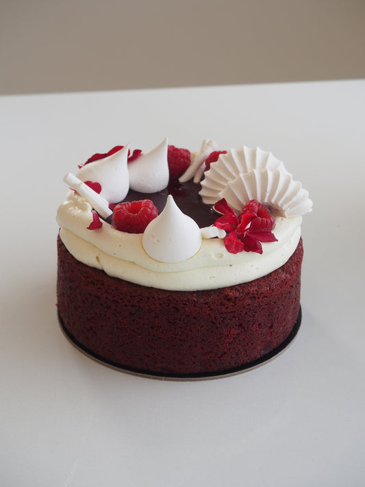 Single layer Red velvet raspberry cake