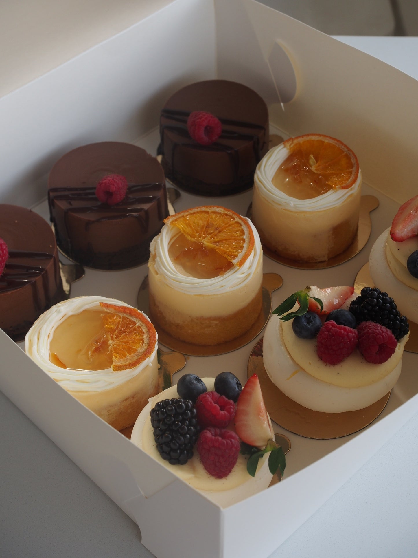 9 piece dessert box - Christmas eve