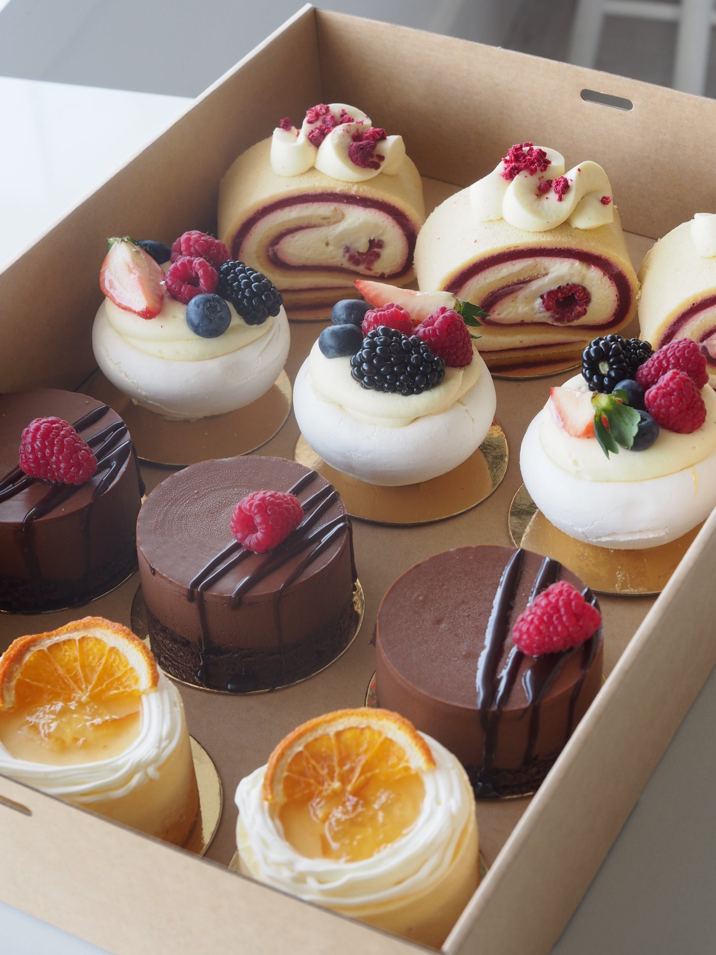 12 piece dessert box - Christmas eve