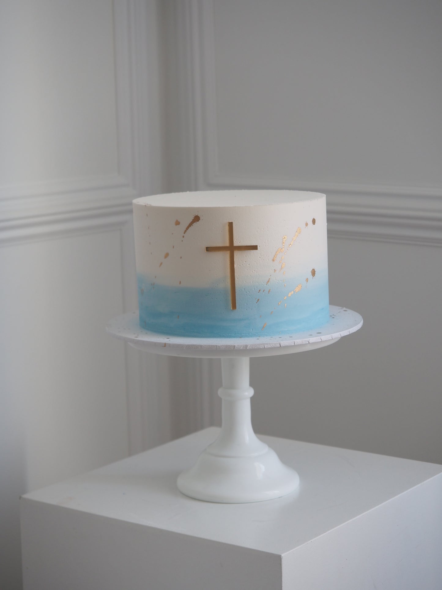 Cross
